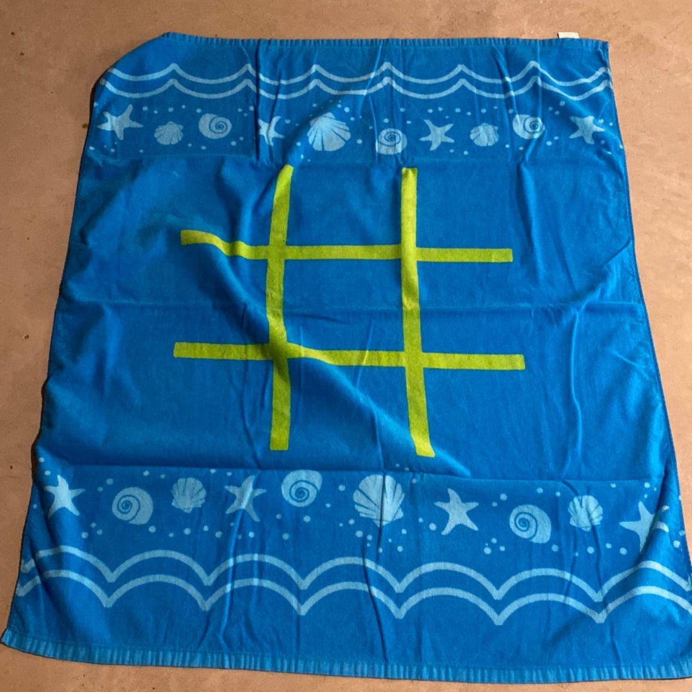 Tix tac toe beach towel